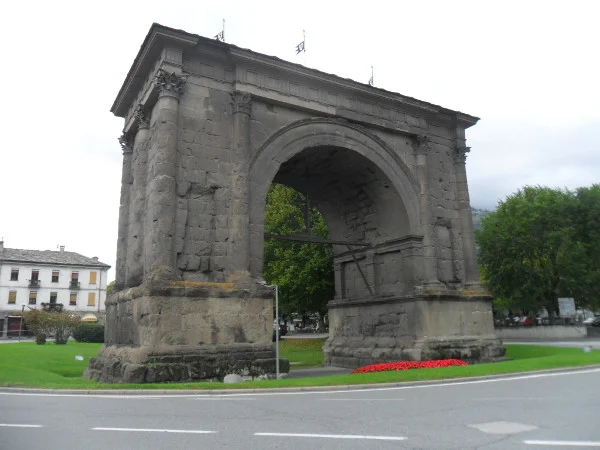 aosta arco