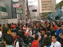 Fila do 1º FBV