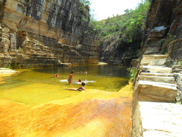 Canyon Cascata durante seca, com piscinas naturais. Foto: ViniRoger.