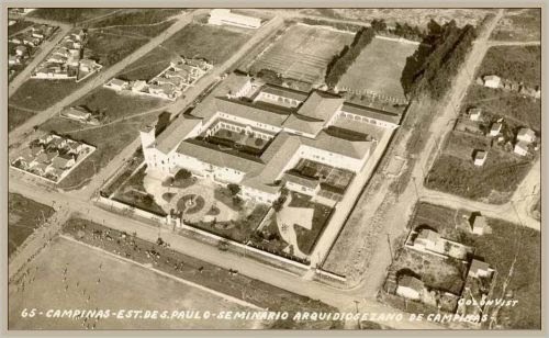 Foto aérea do SIC. Foto: Arquivo do Seminário de Filosofia - Arquidiocese de Campinas.