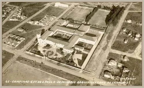 Foto aérea do SIC. Foto: Arquivo do Seminário de Filosofia - Arquidiocese de Campinas.