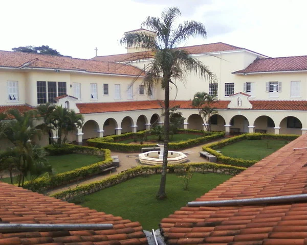 Claustro (2010). Foto: ViniRoger.