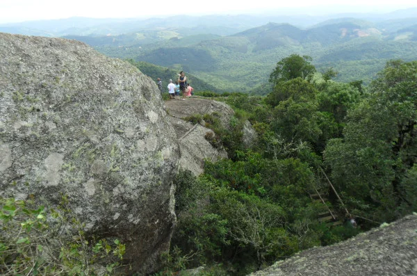 Vista da Pedra Redonda. Foto: ViniRoger.