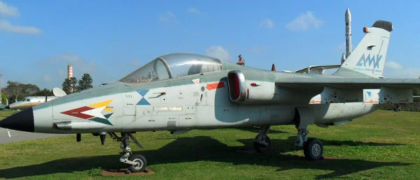 Caça subsônico AMX. Foto: ViniRoger.