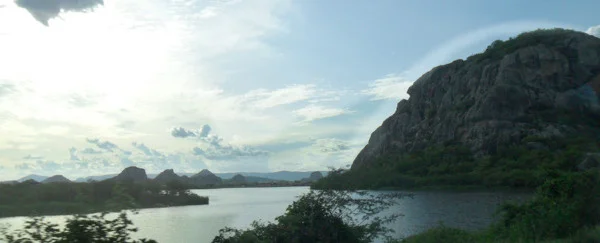 Lagoa dos Monólitos. Foto: ViniRoger