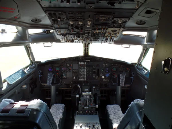 Cabine de comando do B737-200 da Vasp PP-SFI. Foto: ViniRoger/2016