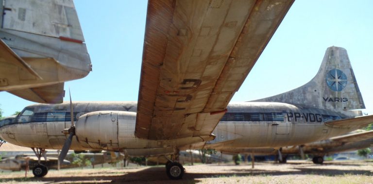 Convair CV-240 – Monolito Nimbus