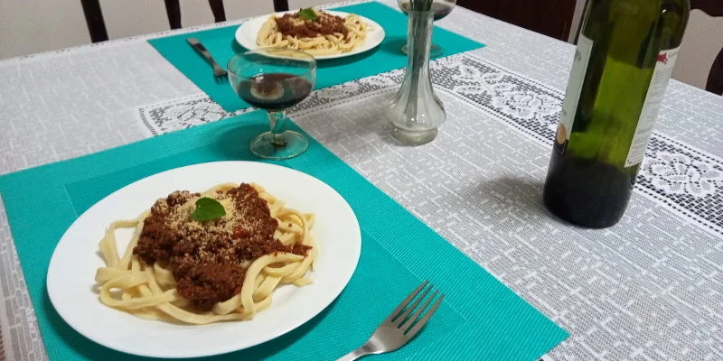 tagliatele bolonhesa