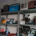 Louças, equipamentos aeronáuticos e meteorológicos