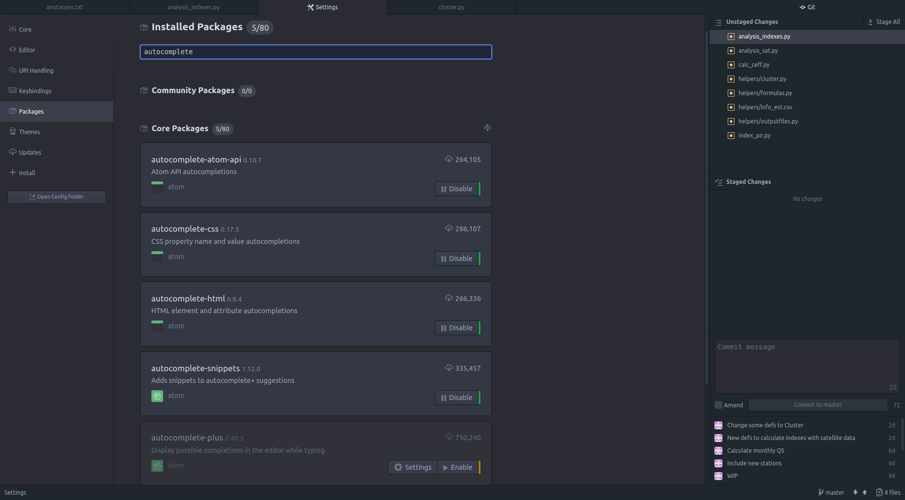 Atom com abas de scripts, configurações e painel do Git aberto