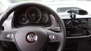 Painel do Volkswagen up! Foto: ViniRoger
