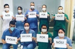 Profissionais da saúde fazem apelo para que população fique em casa. Fonte: Folha PE