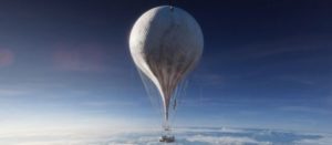 Cena do filme "Os Aeronautas" com o envelope do balão congelado