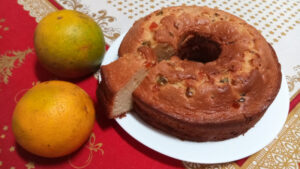 Bolo de laranja com suco na massa. Foto: ViniRoger