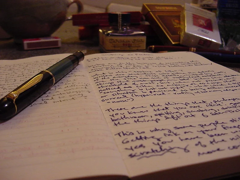 "Writing Tools" por Fred Merchán sob licença CC BY-SA 2.0