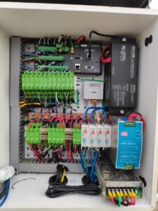 Caixa com data logger CR1000X. Foto: Guilherme Bággio