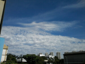 Altocumulus stratiformis. Foto: ViniRoger