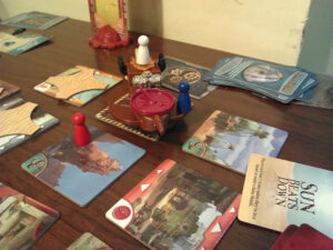 Componentes do jogo Forbidden Desert. Fonte: PurpleHeather via BBG