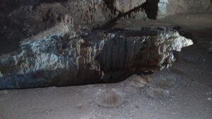 Caverna com ilusão óptica. Foto: ViniRoger