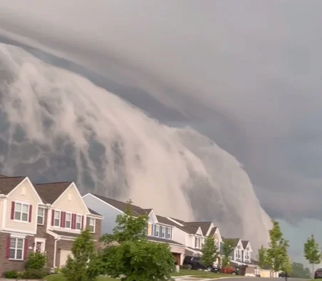 Nuvem arcus observada em Ohio. Fonte: Reddit