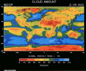 Distribuição geográfica da quantidade de nuvens média ao longo dos primeiros dois anos de resultados do ISCCP: julho de 1983 a junho de 1985. A escala de cores indica a quantidade de nuvens como porcentagem de pixels nublados encontrados nas imagens de satélite; o valor médio global também é dado. (Rossow & Schiffer, 1991)