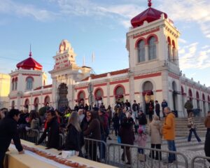 Mercado Municipal de Loulé com bolo-rei de 150 metros no Dia de Reis. Foto: ViniRoger