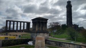 Construções na Calton Hill. Foto: Eliana Reis