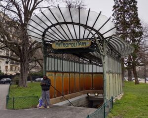 Saída da estação Port Dauphine (Avenue Foch), a mais antiga ainda preservada. Foto: ViniRoger