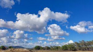 Nuvens sobre Faro (Portugal). Foto: ViniRoger