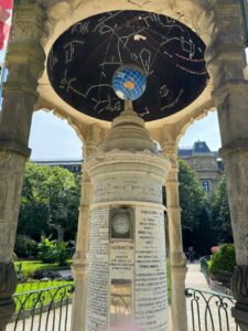 Templete meteorológico. Foto: Spirandelli Viajante