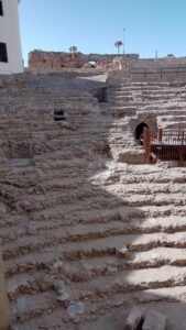 Teatro Romano visto a partir da calle Bajada de Escribanos. Foto: ViniRoger