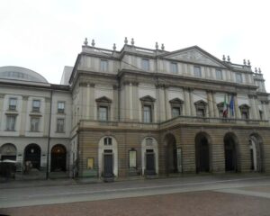Teatro alla Scala (ou La Scala), em Milão, uma das mais famosas casas de ópera do mundo. Foto: ViniRoger