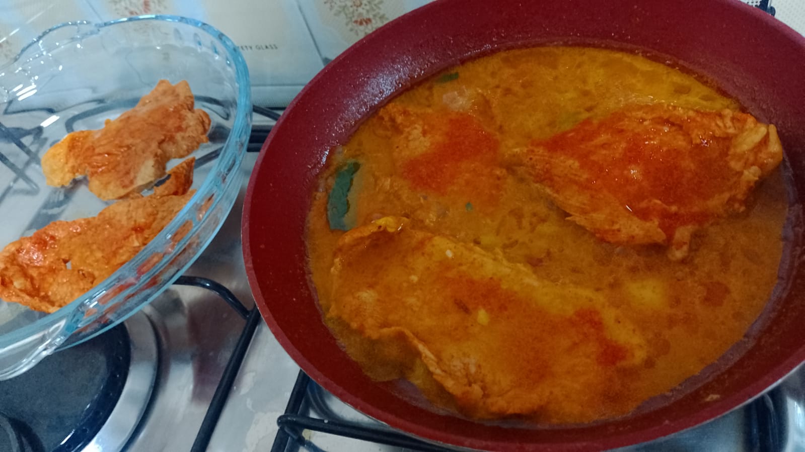 Preparo das bifanas. Foto: ViniRoger