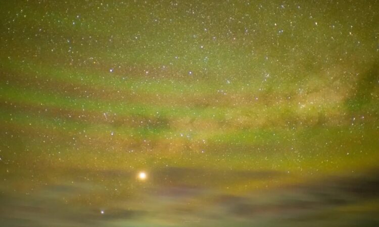 Luminescência atmosférica no sul do RS em 12/10/2025. Fonte: Gabriel Zaparolli