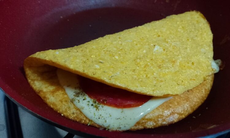 Omelete de cuscuz. Foto: ViniRoger